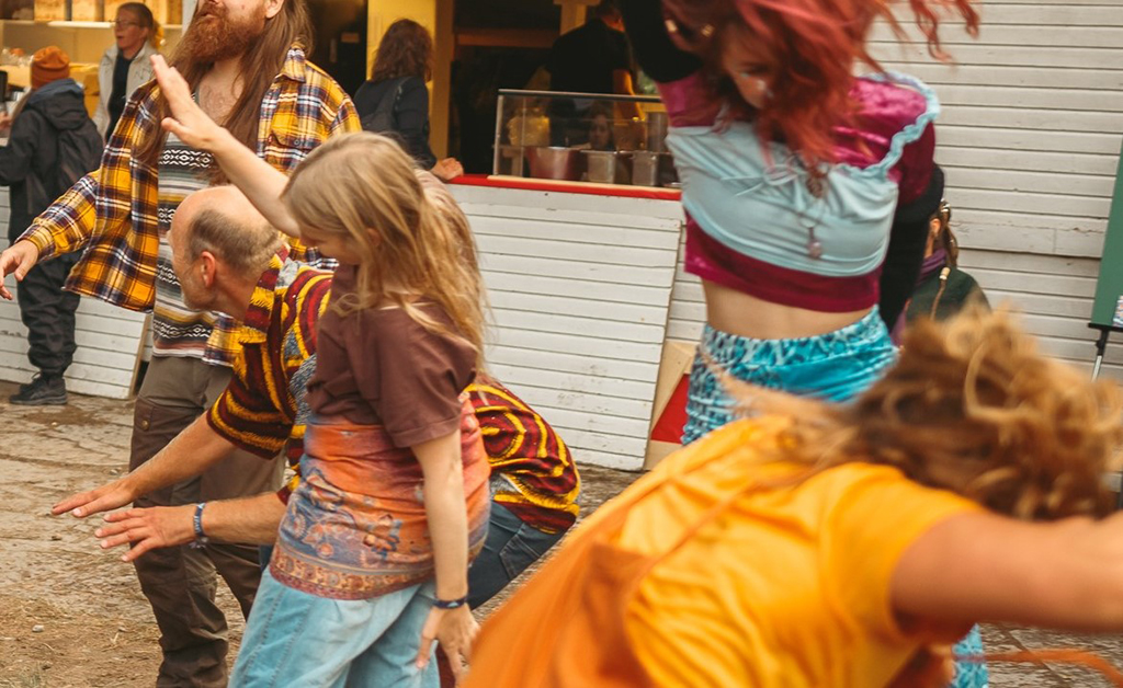 Free flow Dancing
